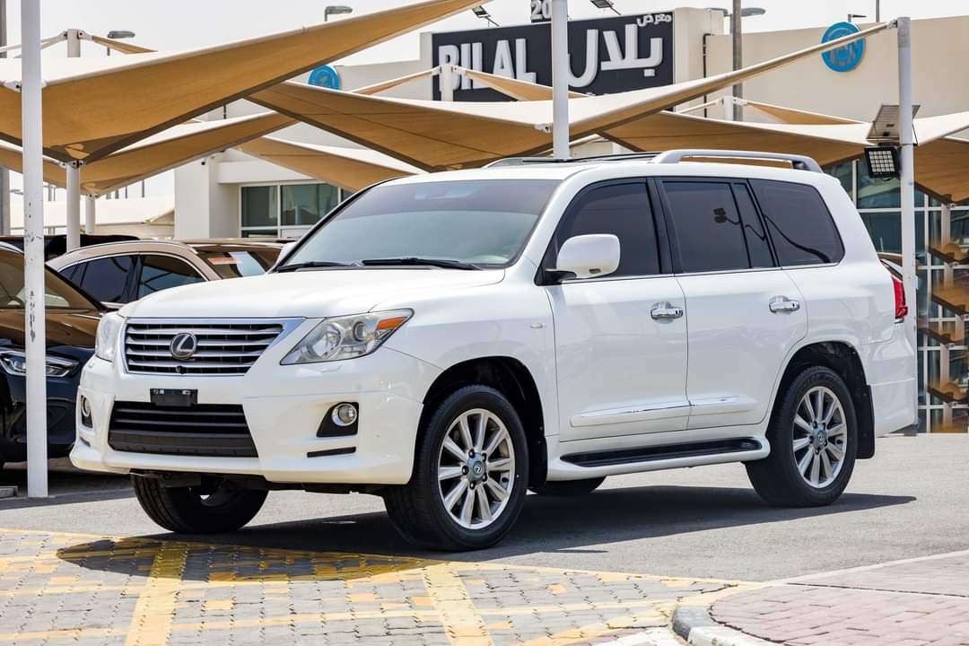 Lexus LX570