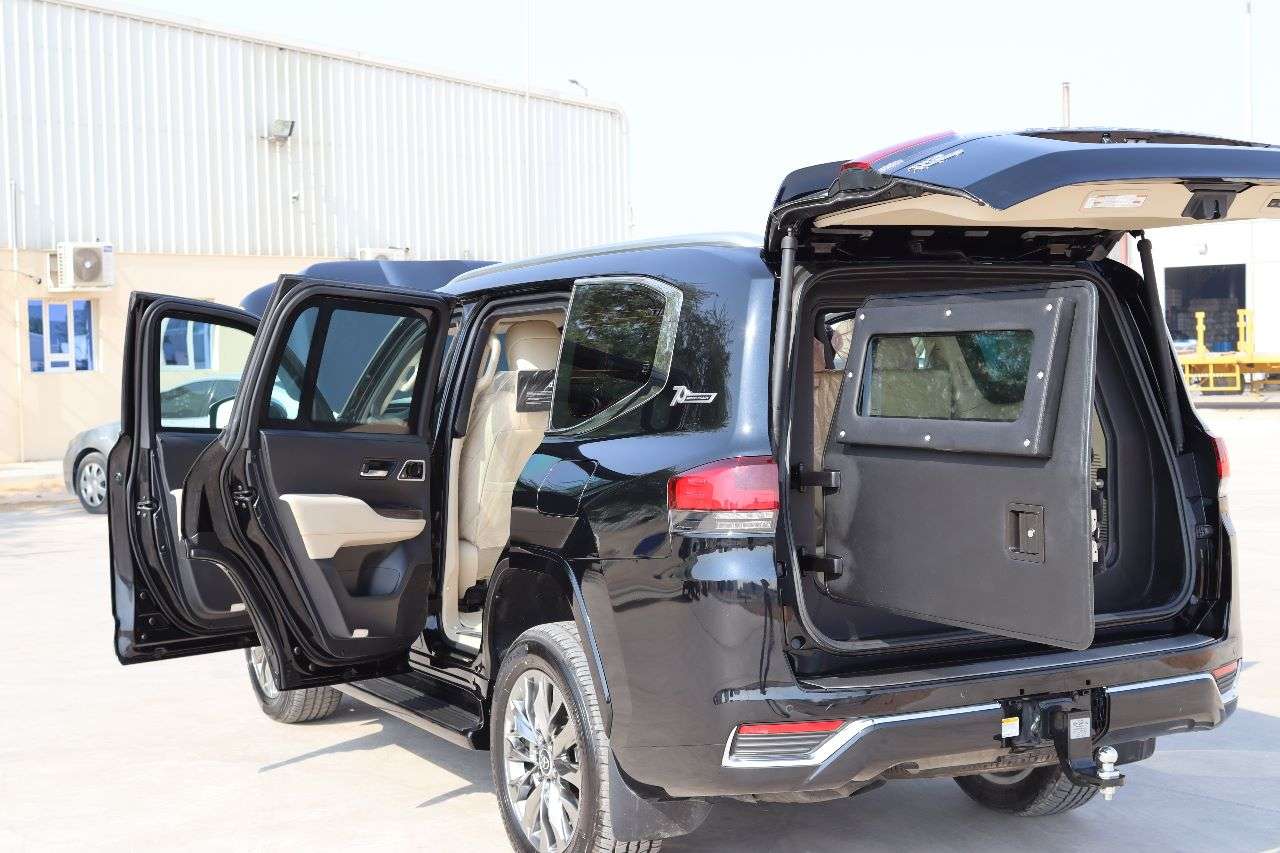 Toyota Land Cruiser SUV Company Martin  Used Car Trading